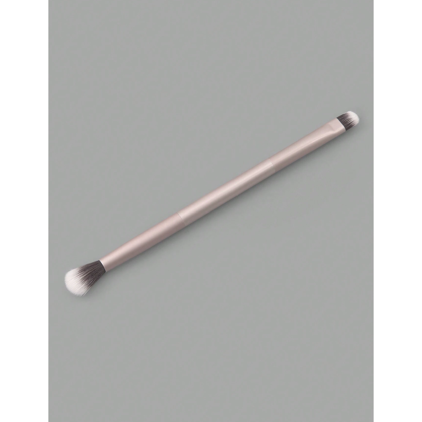 Double-Ended Eye Shadow Brush